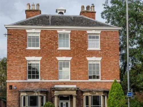 Bed and Breakfast The Lions Newark-on-Trent  Экстерьер фото